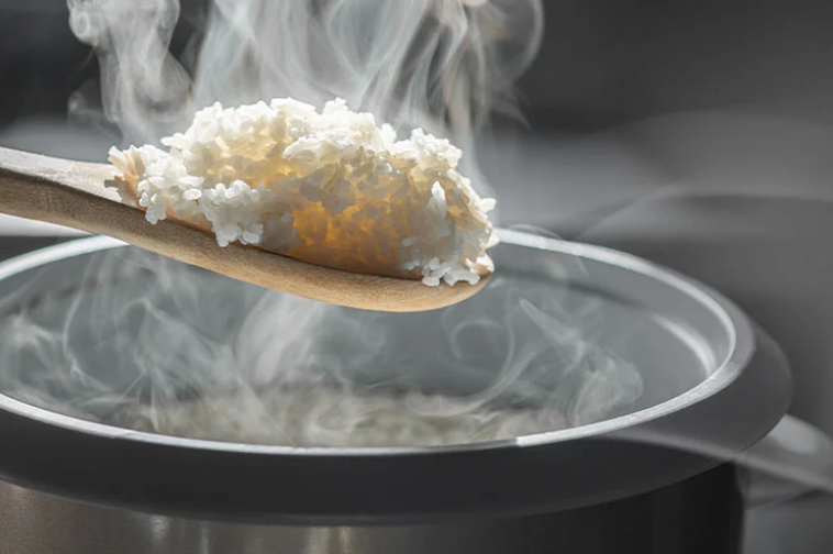 How Long Does a Rice Cooker Take?